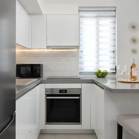 Rhodes Апартаменты *